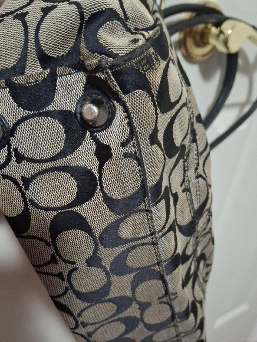 Coach Hamptons Signature Carryall Tote - Picture 8 of 14